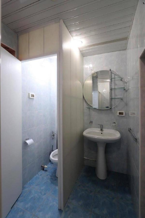 Tumanyan Hostel And Tours Yerevan Bilik gambar
